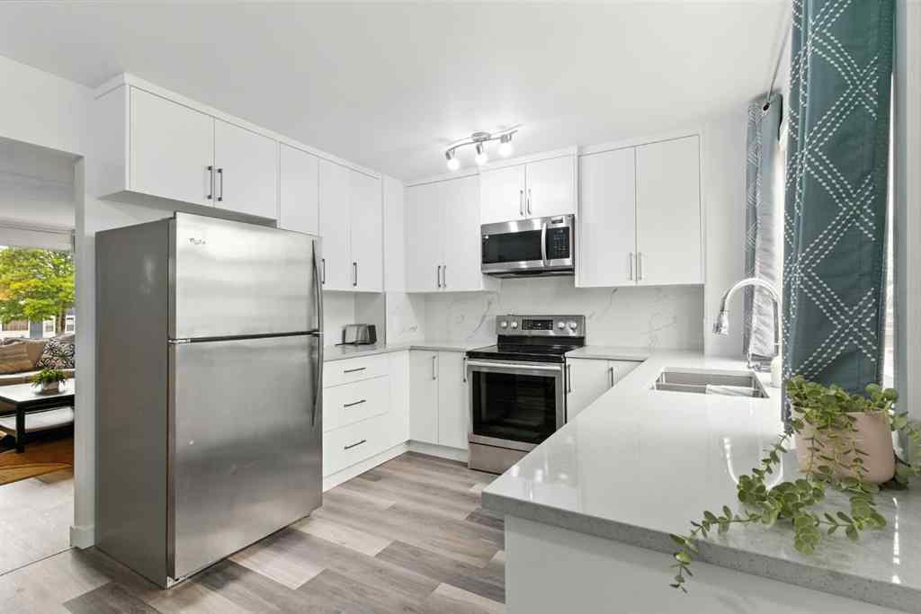MLS® A2254202 - Unit #346 2211 19 Street NE in Vista Heights Calgary, Residential