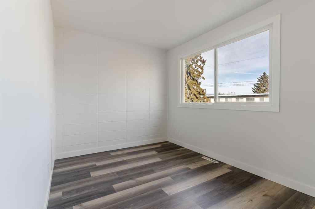 MLS® A2254202 - Unit #346 2211 19 Street NE in Vista Heights Calgary, Residential