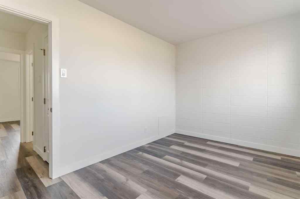 MLS® A2254202 - Unit #346 2211 19 Street NE in Vista Heights Calgary, Residential