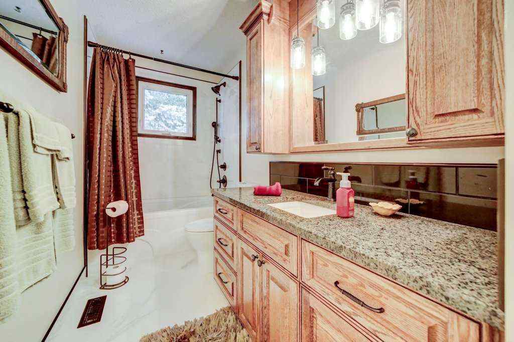 MLS® A2254203 - 5307 62 Avenue  in NONE Taber, Residential