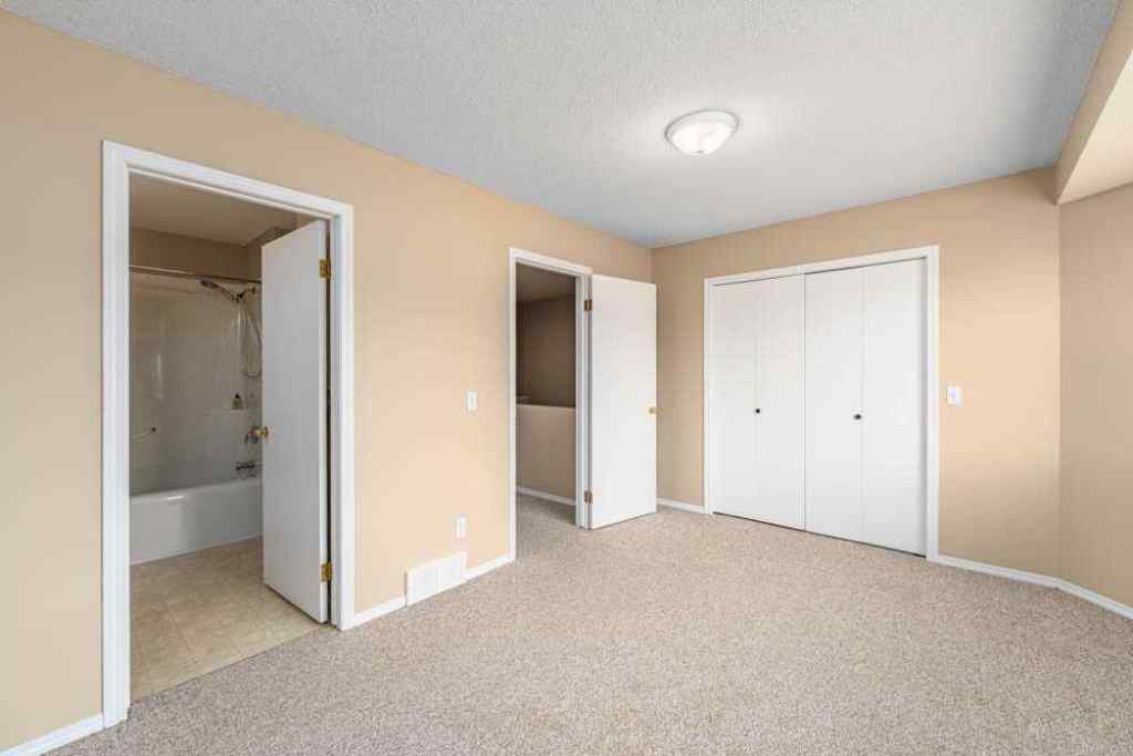 MLS® A2254211 - 1403 Eagleview Place NW in Eagleview Estates High River, Residential