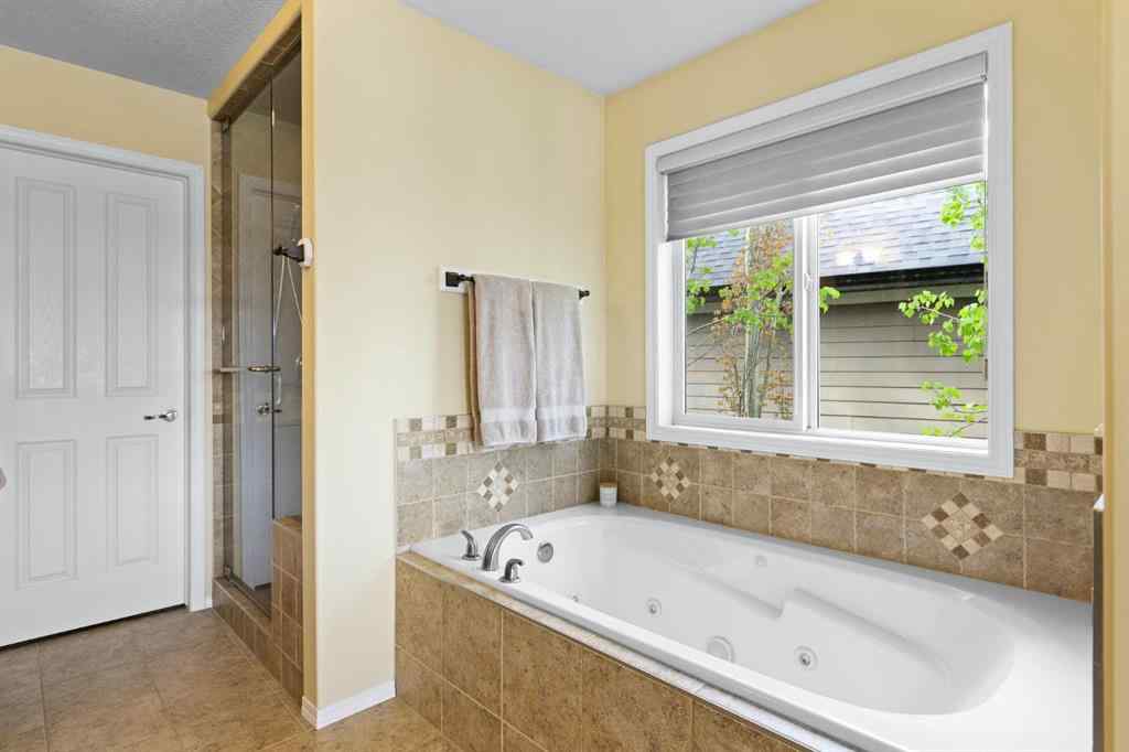 MLS® A2254213 - 82 Auburn Sound Landing SE in Auburn Bay Calgary, Residential