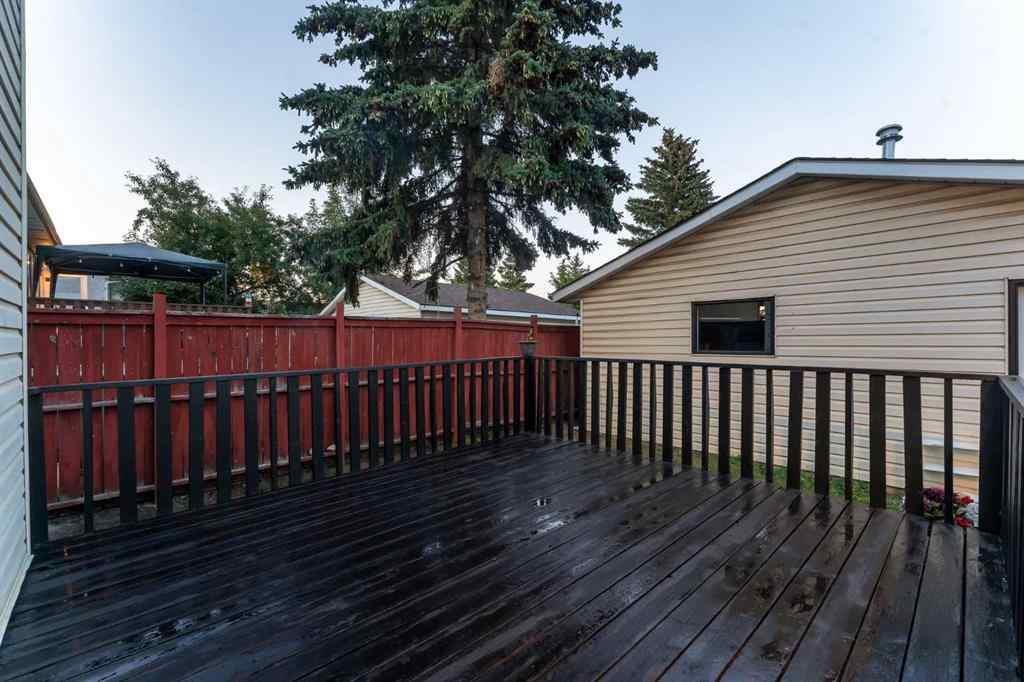 MLS® A2254215 - 251 Rundlecairn Road NE in Rundle Calgary, Residential