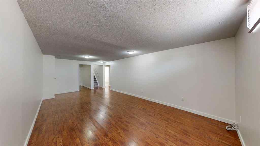MLS® A2254217 - 35 Ewart Crescent SE in Ross Glen Medicine Hat, Residential