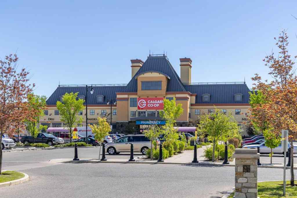 MLS® A2254219 - Unit #108 39 Quarry Gate SE in Douglasdale/Glen Calgary, Residential