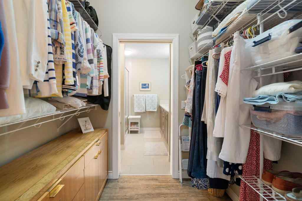MLS® A2254219 - Unit #108 39 Quarry Gate SE in Douglasdale/Glen Calgary, Residential
