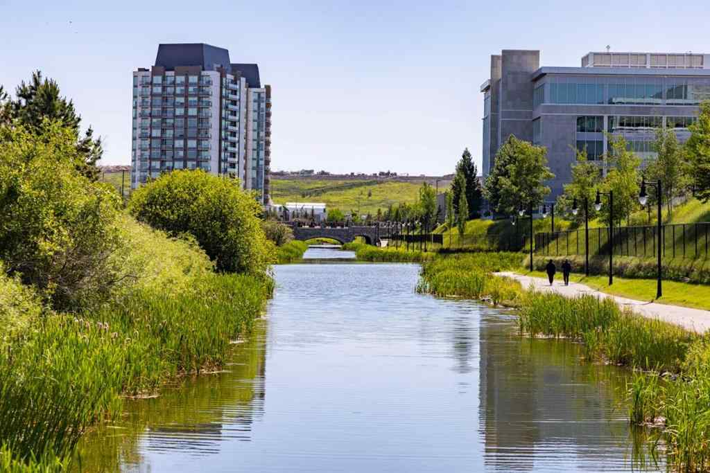 MLS® A2254219 - Unit #108 39 Quarry Gate SE in Douglasdale/Glen Calgary, Residential