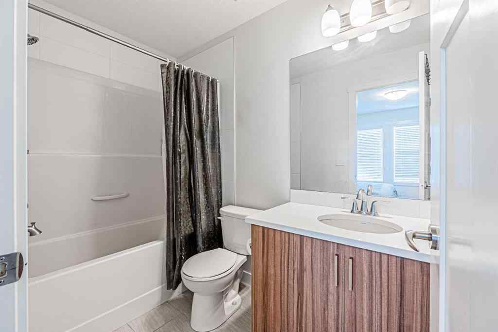 MLS® A2254221 - 329 south point Green SW in South Point Airdrie, Residential