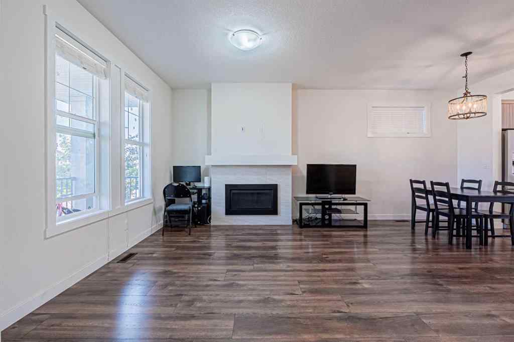 MLS® A2254221 - 329 south point Green SW in South Point Airdrie, Residential
