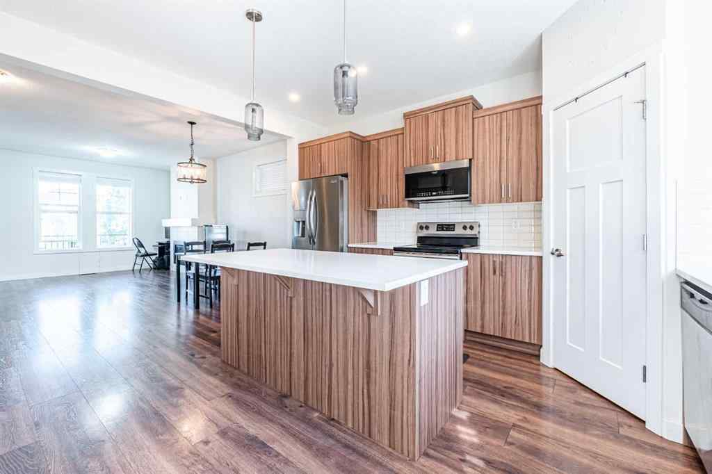 MLS® A2254221 - 329 south point Green SW in South Point Airdrie, Residential