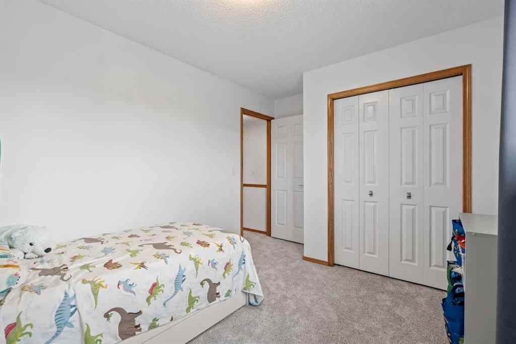 MLS® A2254223 - 39 Arbour Wood Close NW in Arbour Lake Calgary, Residential