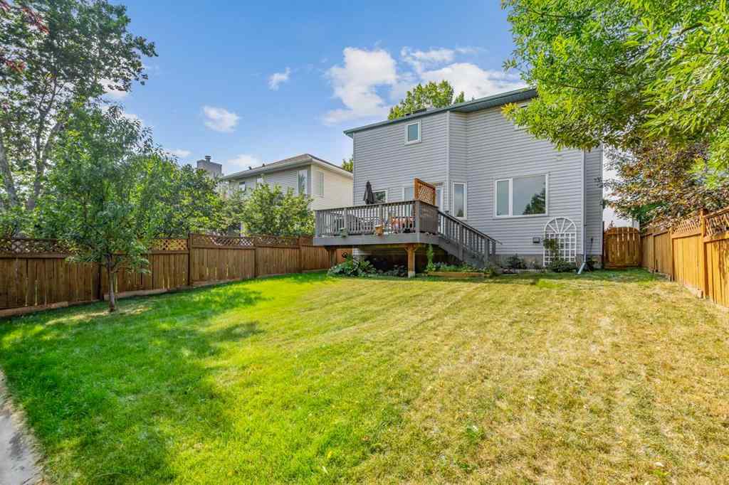 MLS® A2254223 - 39 Arbour Wood Close NW in Arbour Lake Calgary, Residential