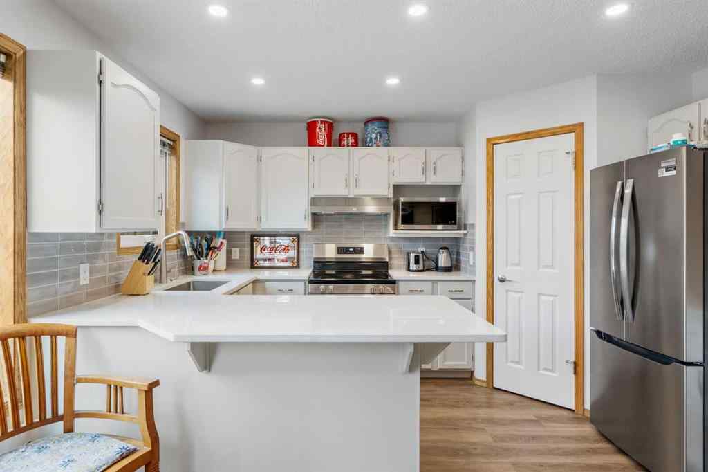 MLS® A2254223 - 39 Arbour Wood Close NW in Arbour Lake Calgary, Residential