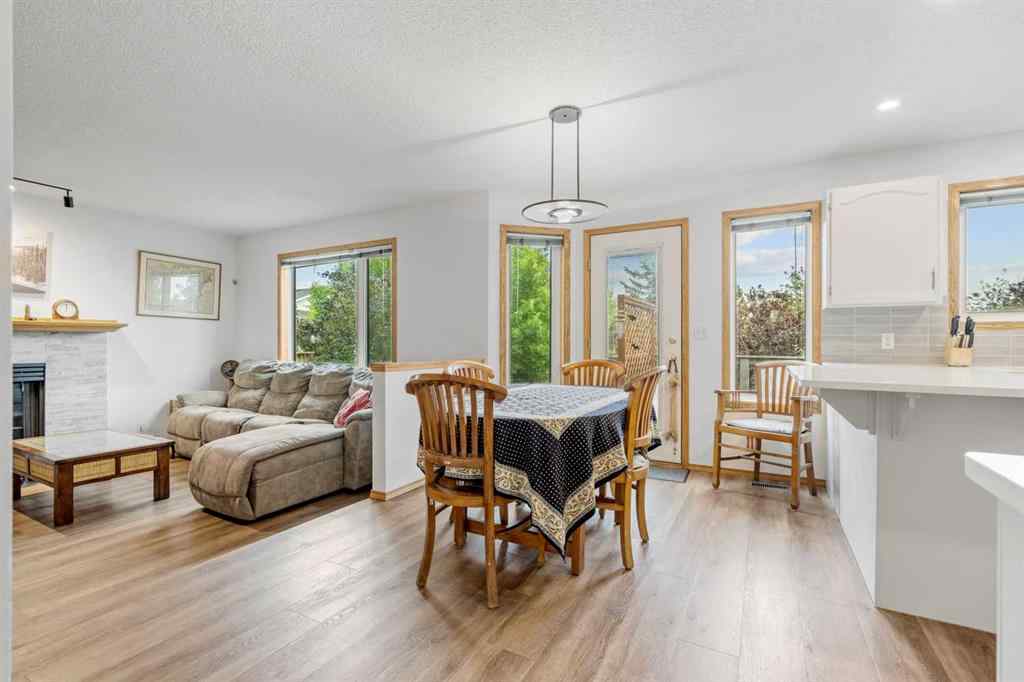 MLS® A2254223 - 39 Arbour Wood Close NW in Arbour Lake Calgary, Residential