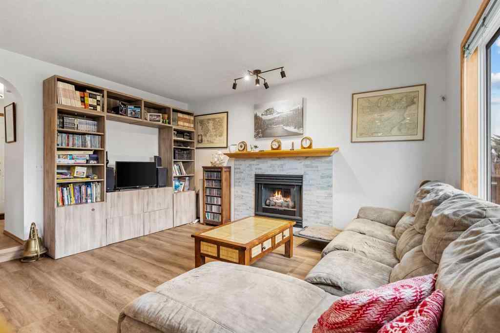 MLS® A2254223 - 39 Arbour Wood Close NW in Arbour Lake Calgary, Residential
