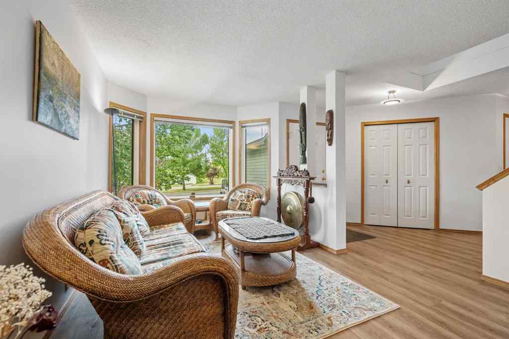 MLS® A2254223 - 39 Arbour Wood Close NW in Arbour Lake Calgary, Residential