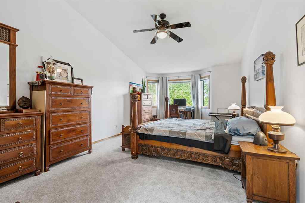 MLS® A2254223 - 39 Arbour Wood Close NW in Arbour Lake Calgary, Residential