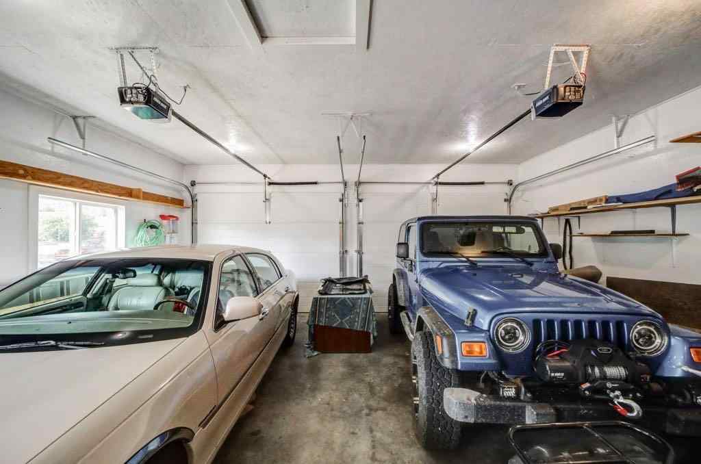 MLS® A2254227 - 1002 227 Street  in NONE Hillcrest, Residential