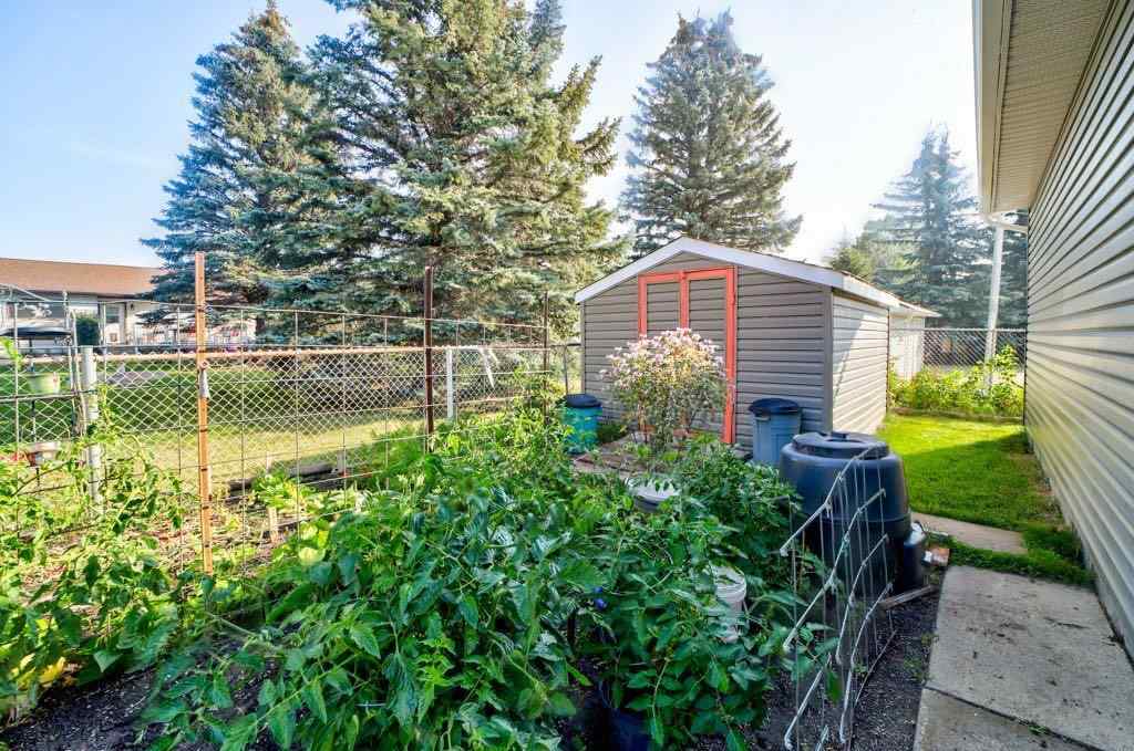 MLS® A2254227 - 1002 227 Street  in NONE Hillcrest, Residential