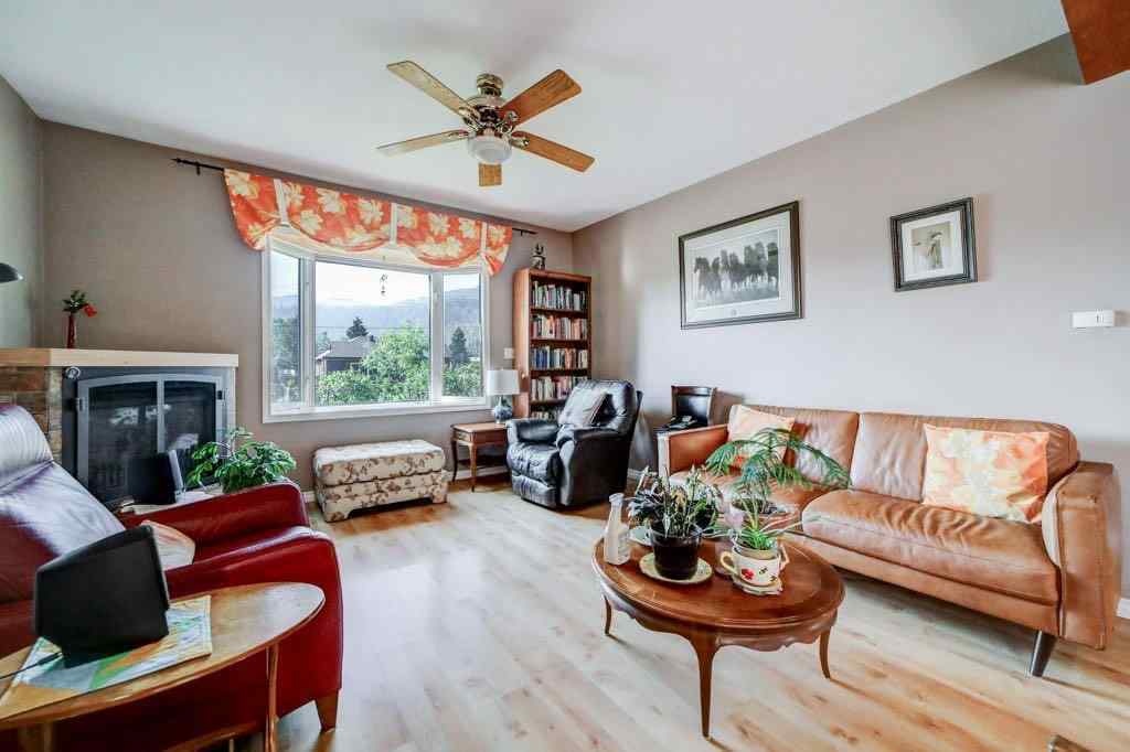 MLS® A2254227 - 1002 227 Street  in NONE Hillcrest, Residential