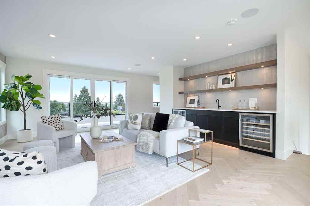 MLS® A2254229 - 2122 29 Avenue SW in Richmond Calgary, Residential
