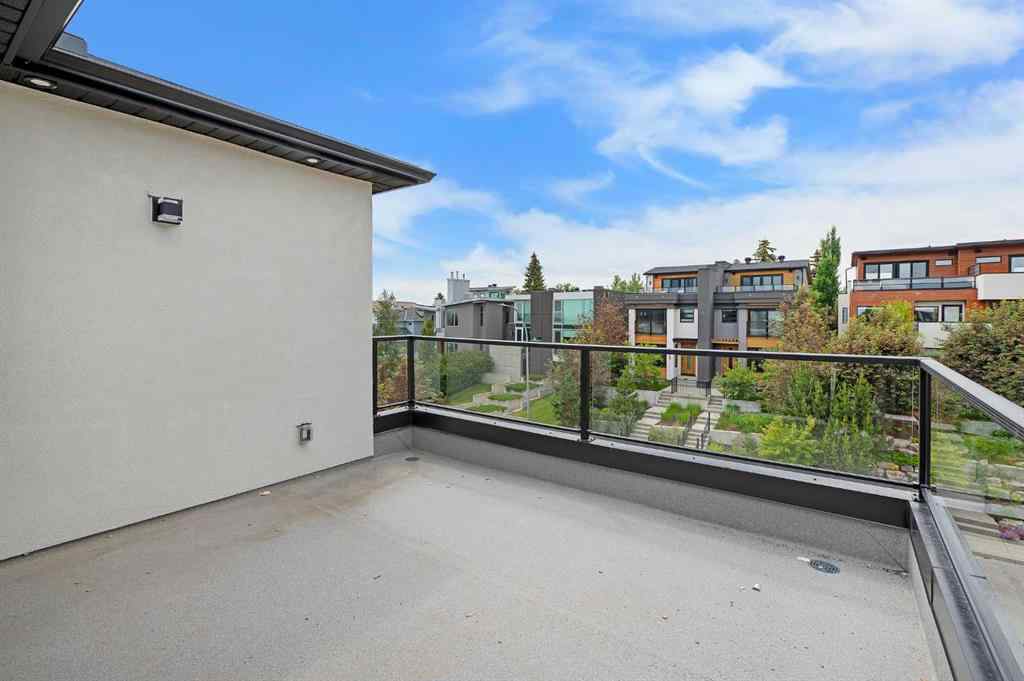 MLS® A2254229 - 2122 29 Avenue SW in Richmond Calgary, Residential