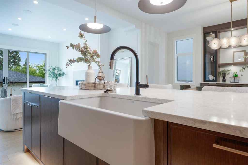 MLS® A2254229 - 2122 29 Avenue SW in Richmond Calgary, Residential