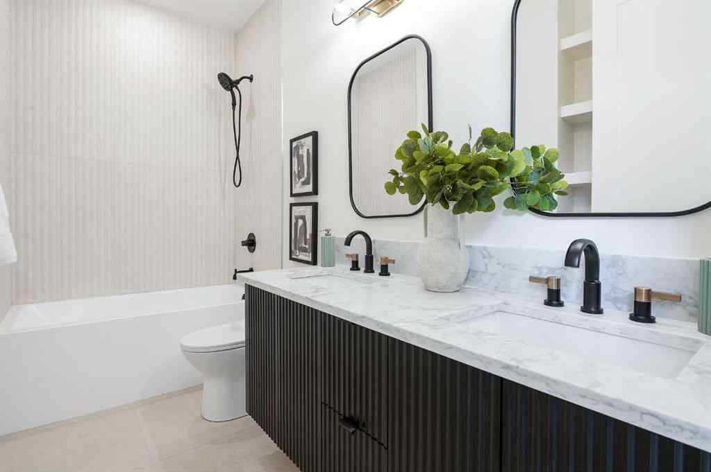 MLS® A2254229 - 2122 29 Avenue SW in Richmond Calgary, Residential