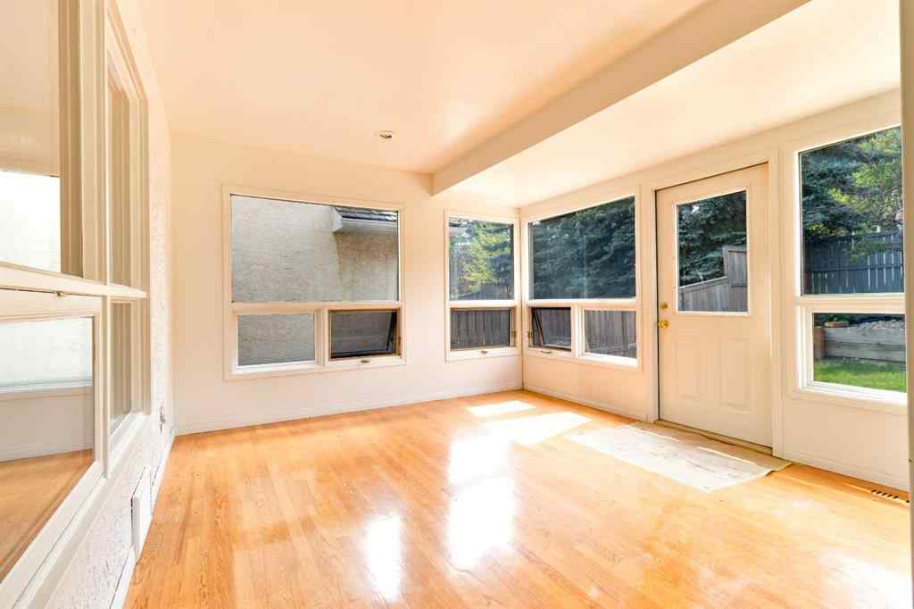 MLS® A2254231 - 43 Signal Hill Mews SW in Signal Hill Calgary, Residential