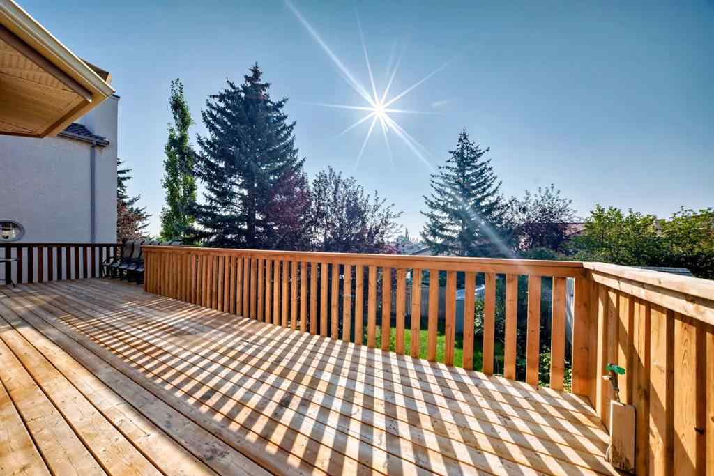 MLS® A2254234 - 118 Signature Close SW in Signal Hill Calgary, Residential