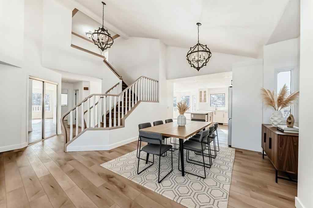 MLS® A2254234 - 118 Signature Close SW in Signal Hill Calgary, Residential