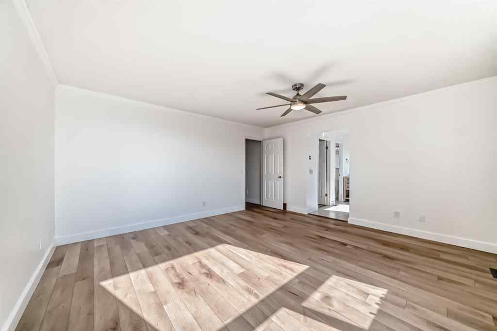 MLS® A2254234 - 118 Signature Close SW in Signal Hill Calgary, Residential