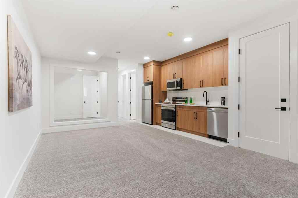MLS® A2254238 - 2632 36 Street SW in Killarney/Glengarry Calgary, Residential