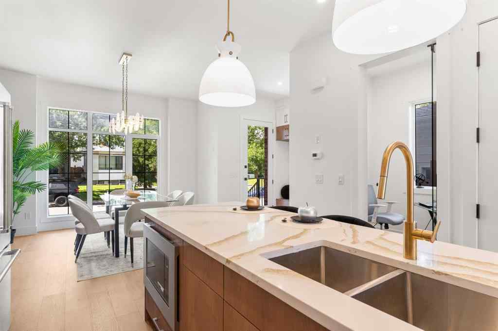 MLS® A2254238 - 2632 36 Street SW in Killarney/Glengarry Calgary, Residential