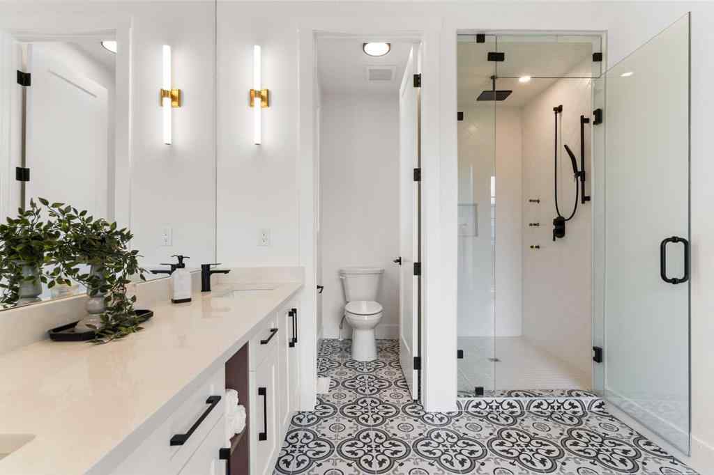 MLS® A2254238 - 2632 36 Street SW in Killarney/Glengarry Calgary, Residential