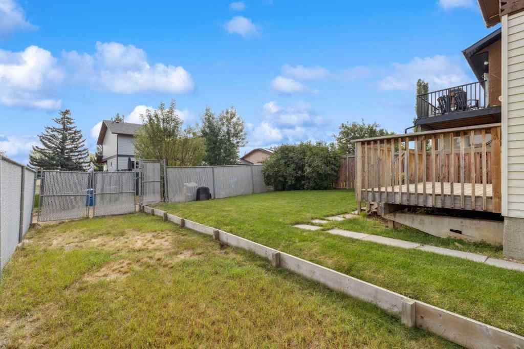 MLS® A2254247 - 25 Macewan Glen Close NW in MacEwan Glen Calgary, Residential