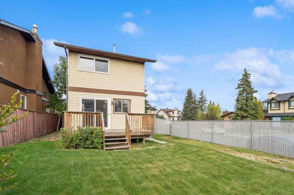 MLS® A2254247 - 25 Macewan Glen Close NW in MacEwan Glen Calgary, Residential