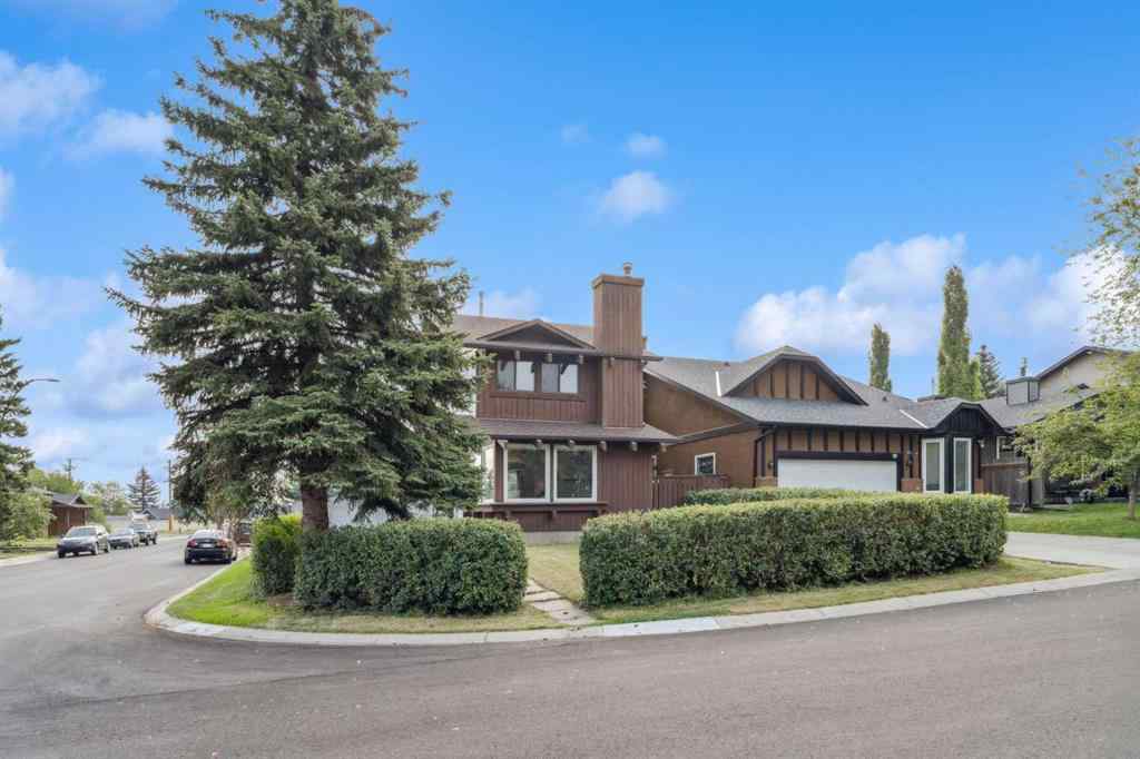 MLS® A2254247 - 25 Macewan Glen Close NW in MacEwan Glen Calgary, Residential