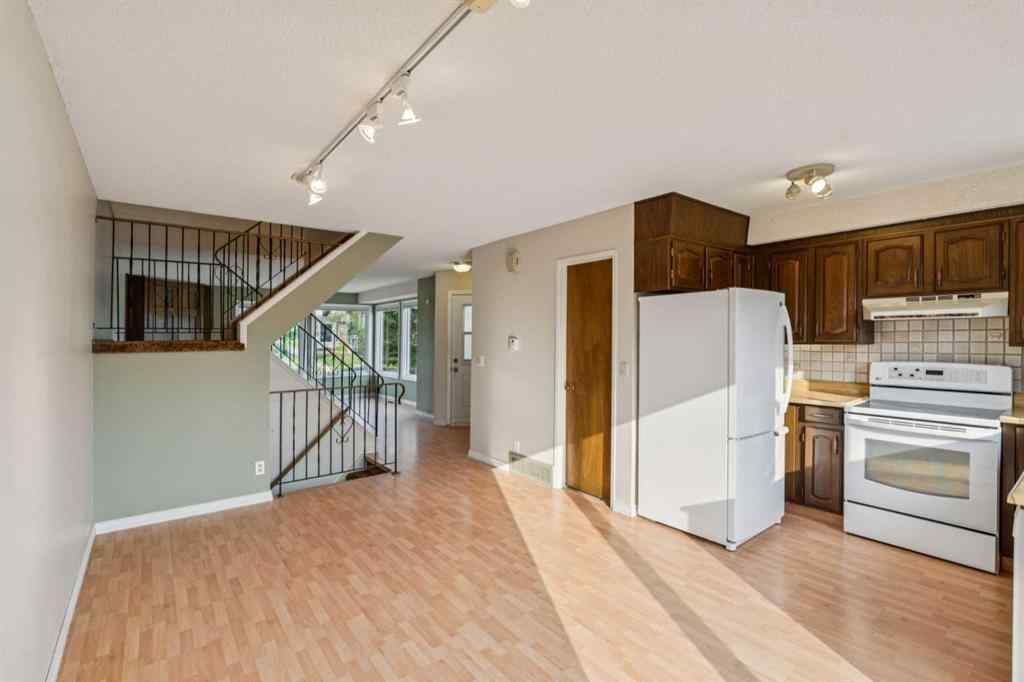 MLS® A2254247 - 25 Macewan Glen Close NW in MacEwan Glen Calgary, Residential