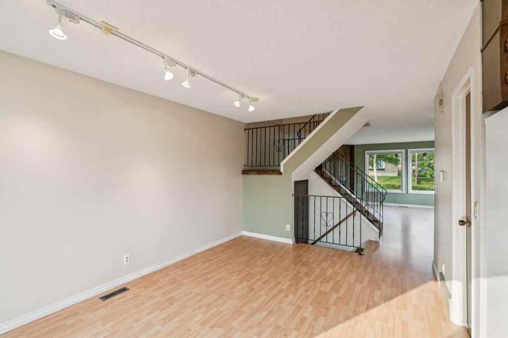 MLS® A2254247 - 25 Macewan Glen Close NW in MacEwan Glen Calgary, Residential