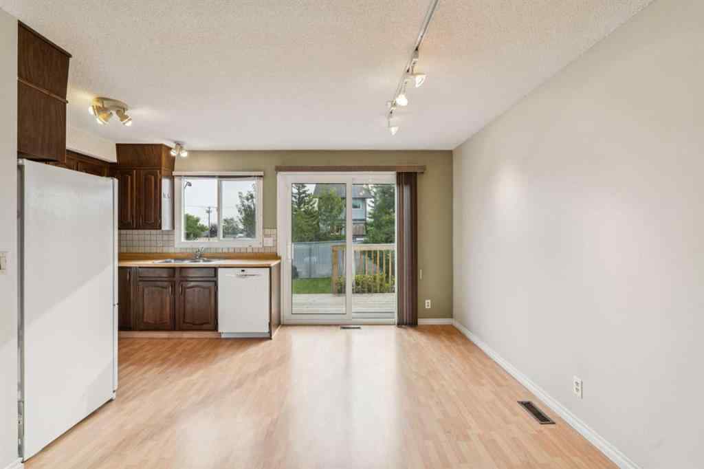 MLS® A2254247 - 25 Macewan Glen Close NW in MacEwan Glen Calgary, Residential