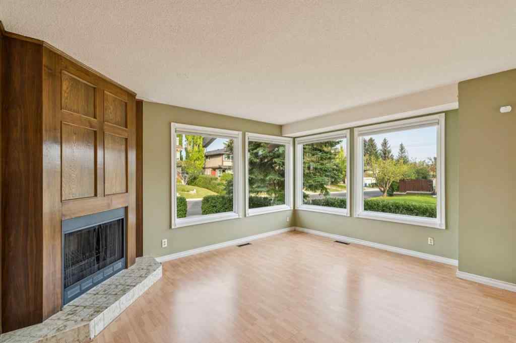 MLS® A2254247 - 25 Macewan Glen Close NW in MacEwan Glen Calgary, Residential