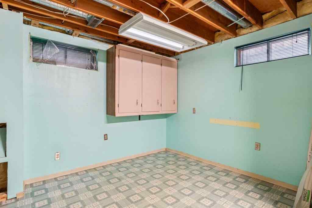 MLS® A2254247 - 25 Macewan Glen Close NW in MacEwan Glen Calgary, Residential