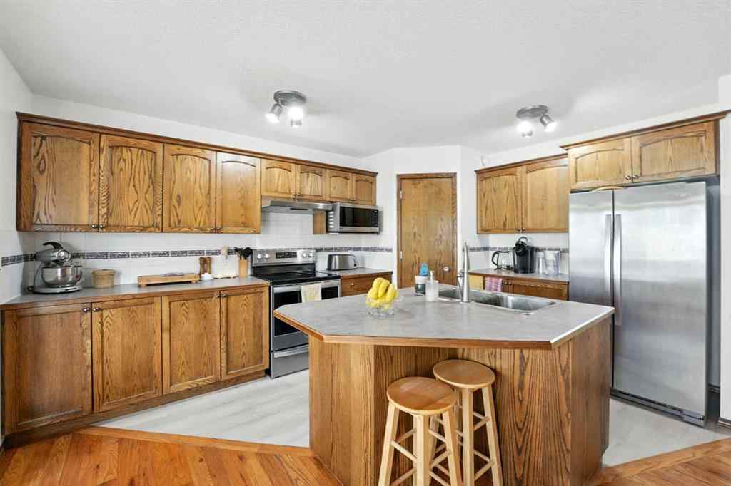 MLS® A2254249 - 42 Citadel Crest Green NW in Citadel Calgary, Residential