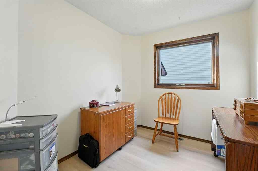 MLS® A2254249 - 42 Citadel Crest Green NW in Citadel Calgary, Residential