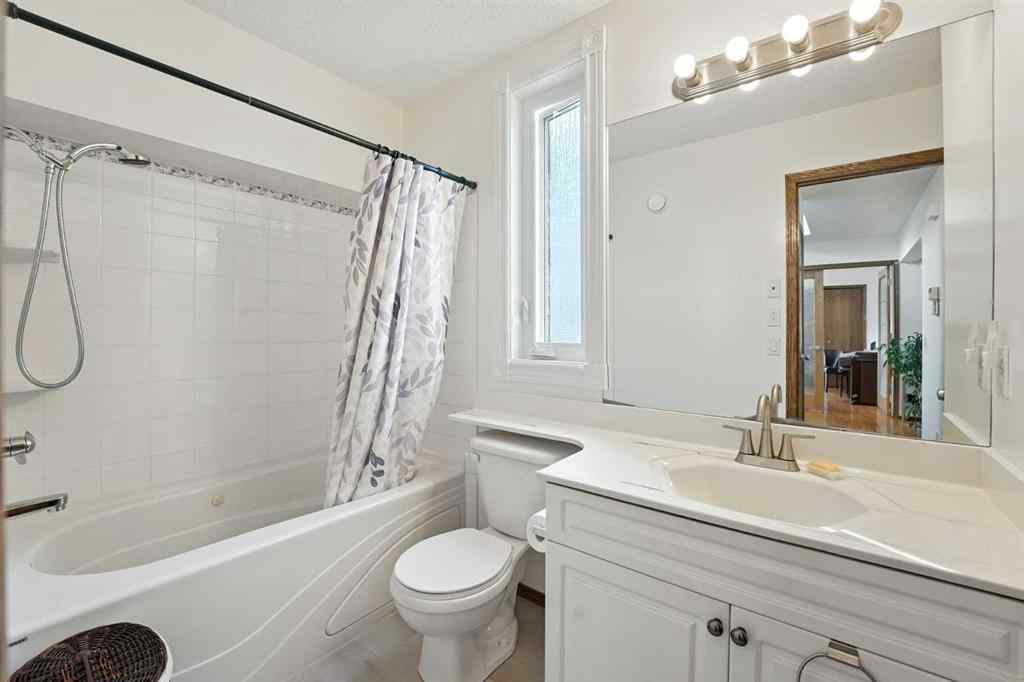 MLS® A2254249 - 42 Citadel Crest Green NW in Citadel Calgary, Residential