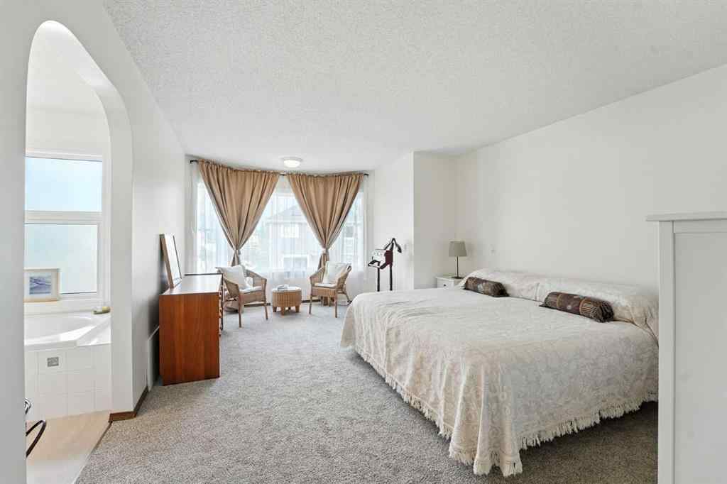 MLS® A2254249 - 42 Citadel Crest Green NW in Citadel Calgary, Residential