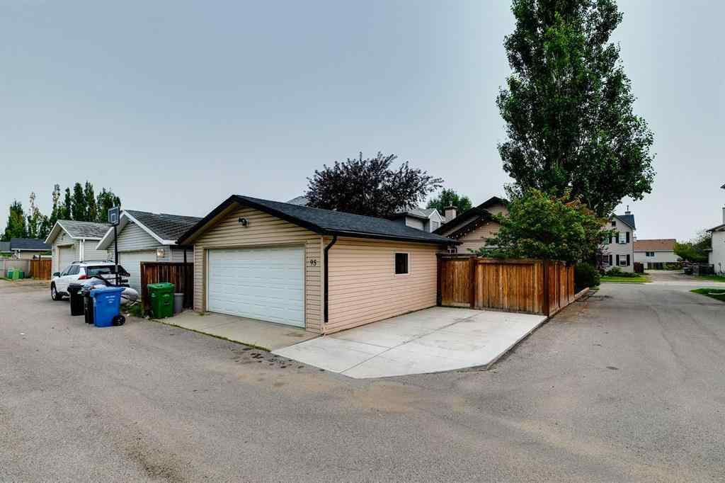 MLS® A2254251 - 95 Prestwick Heath SE in McKenzie Towne Calgary, Residential