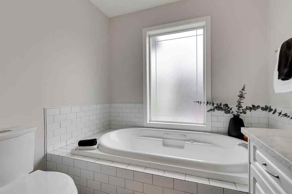 MLS® A2254251 - 95 Prestwick Heath SE in McKenzie Towne Calgary, Residential