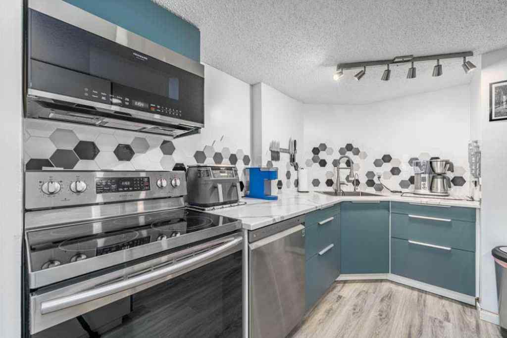 MLS® A2254258 - Unit #406 511 56 Avenue SW in Windsor Park Calgary, Residential